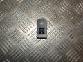 Kia Rio Ub Kontakt Instrumentlys Med OEM Nr. 299105371 Fra Kia Ophugger