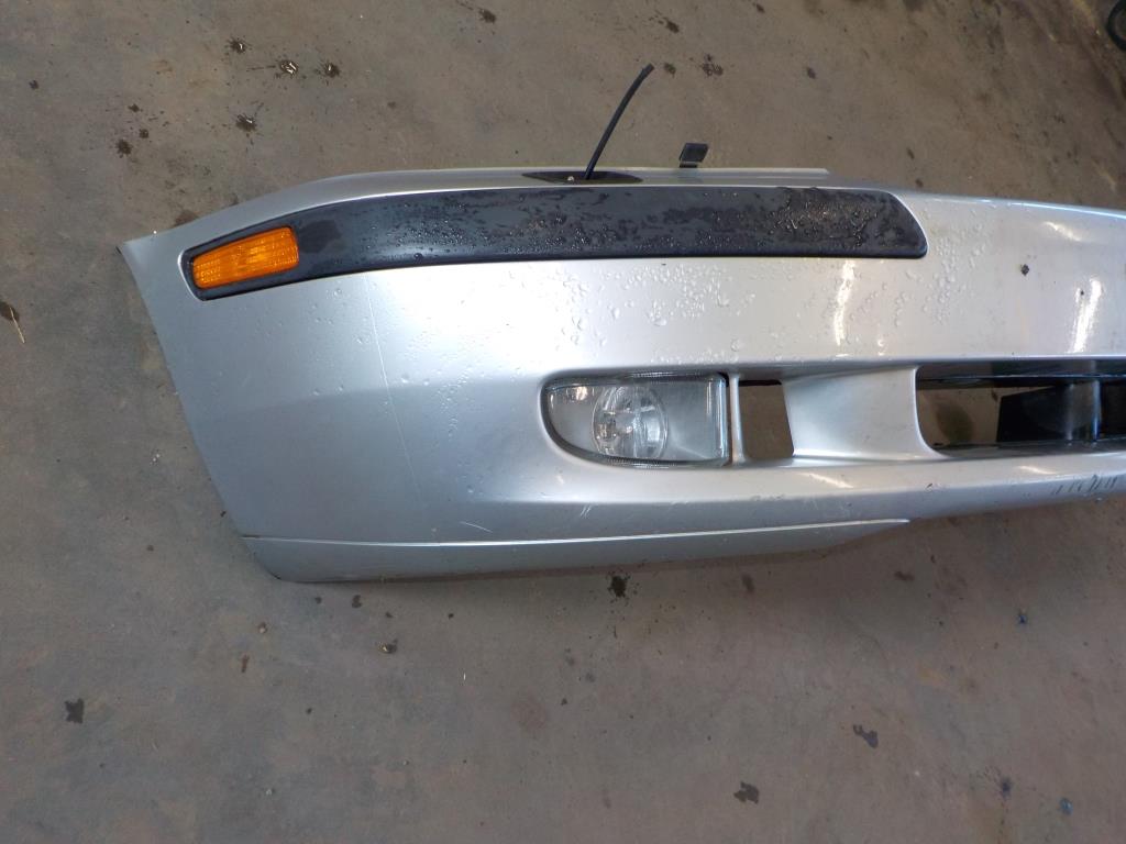 Volvo S40/V40 Forkofanger Med OEM Nr. 30652043 Fra Volvo Ophugger