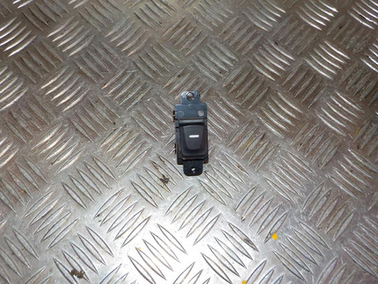 Hyundai Veloster Kontakt Rudehejs Med OEM Nr. 935772V000RY	 Fra Hyundai Ophugger