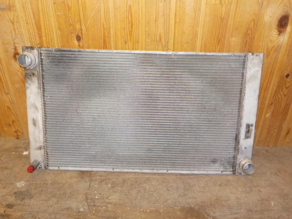 BMW 5-Serie E60/E61 Køler Med OEM Nr. 1711778744004 Fra BMW Ophugger