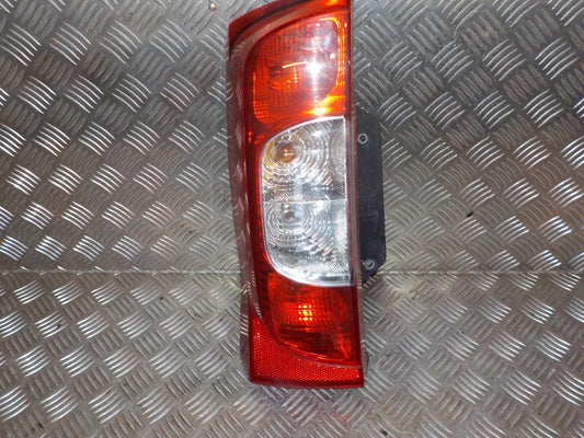 Peugeot Bipper Baglygte Med OEM Nr. 6350EV Fra Peugeot Ophugger