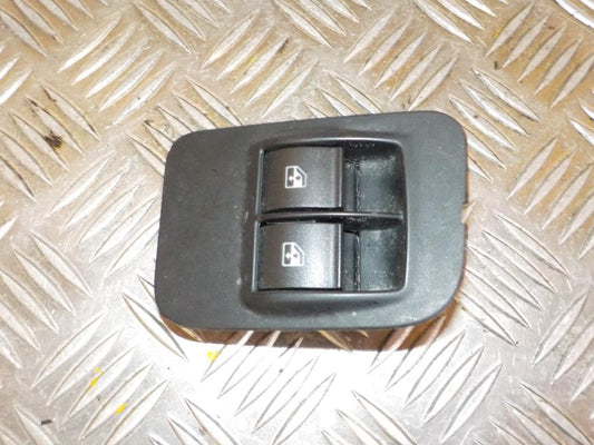 Peugeot Bipper Kontakt Rudehejs Med OEM Nr. 1618106380	 Fra Peugeot Ophugger