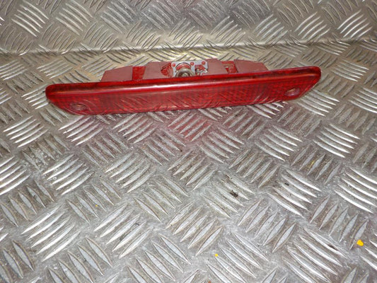 Fiat Scudo Bremselys Med OEM Nr. 1400002380 Fra Fiat Ophugger