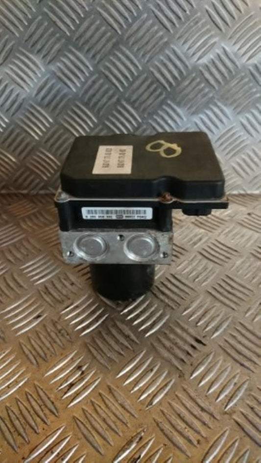 Seat Cordoba Abs Pumpe Med OEM Nr. 0265950592 Fra Seat Ophugger