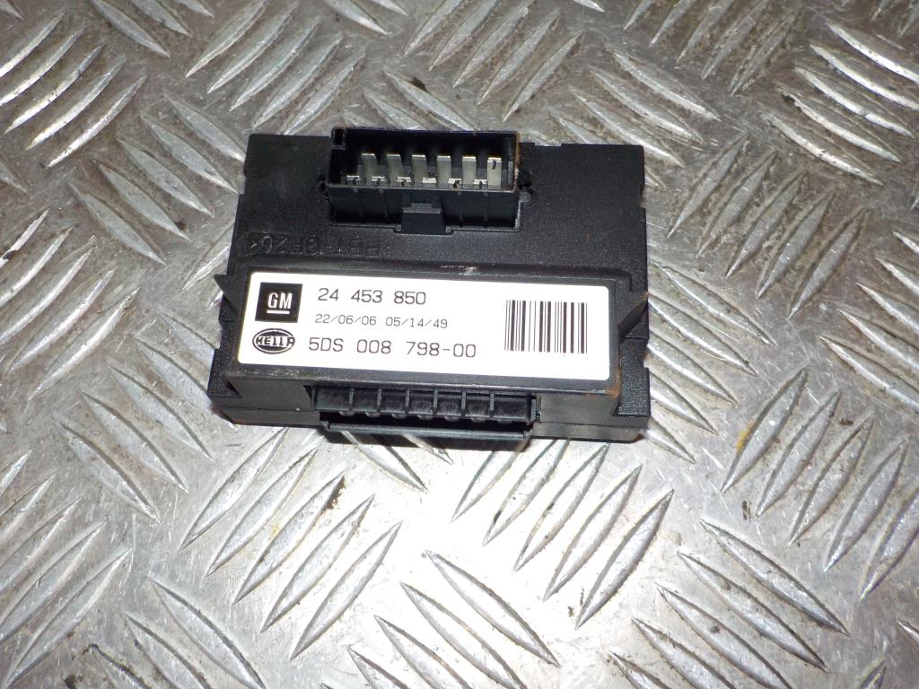 Opel Astra H Startspærre Med OEM Nr. 13206746 Fra Opel Ophugger
