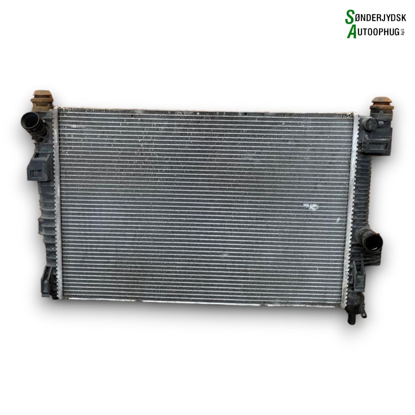 Ford C‑Max 2 Køler Med OEM Nr. 8V618005CA Fra Ford Ophugger