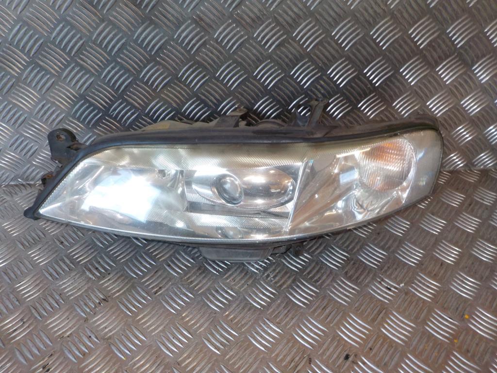 Opel Vectra B Forlygte Med OEM Nr. 9119523 Fra Opel Ophugger