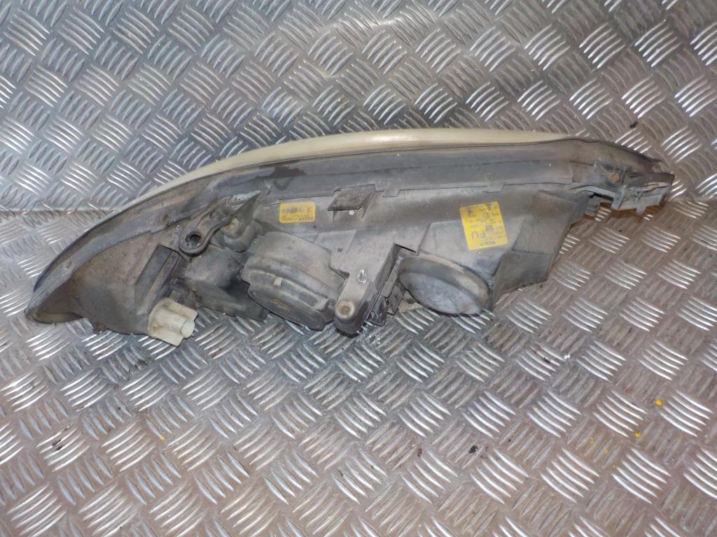 Opel Vectra B Forlygte Med OEM Nr. 0301178271 Fra Opel Ophugger