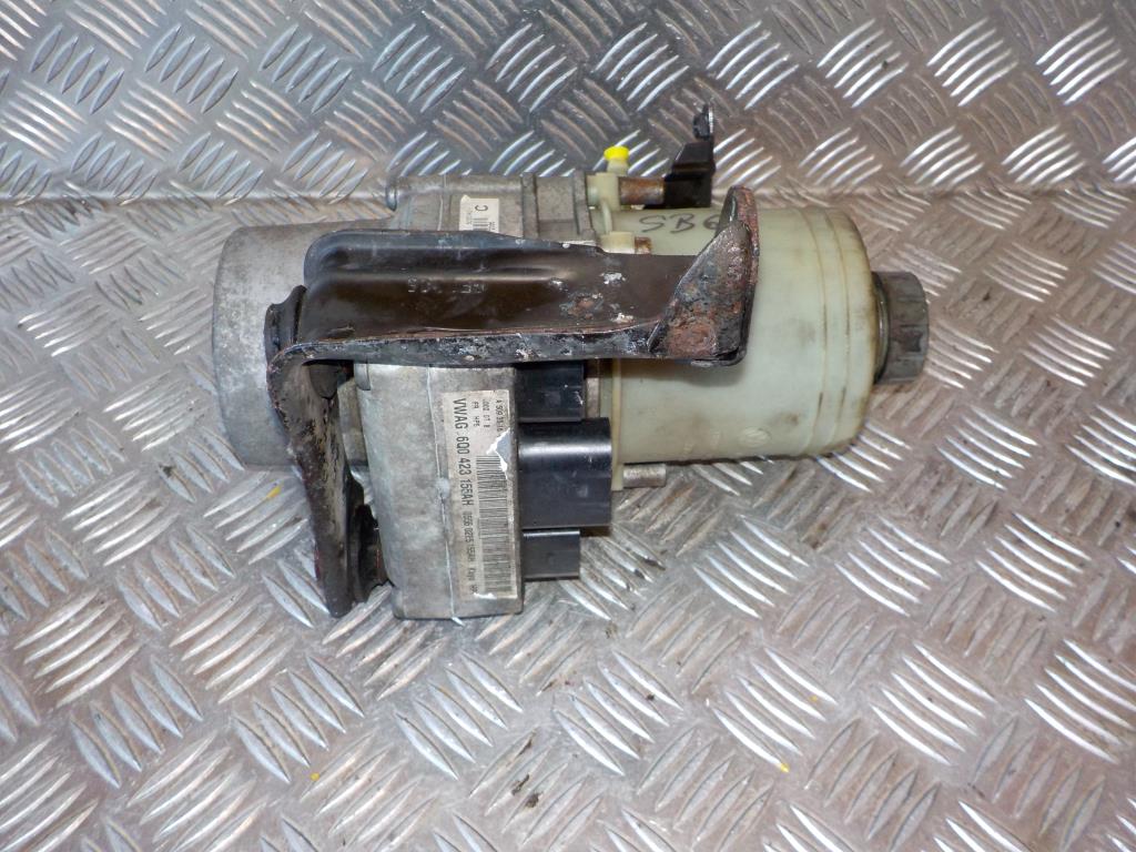 Skoda Fabia Servopumpe Med OEM Nr. 6R0423156C Fra Skoda Ophugger