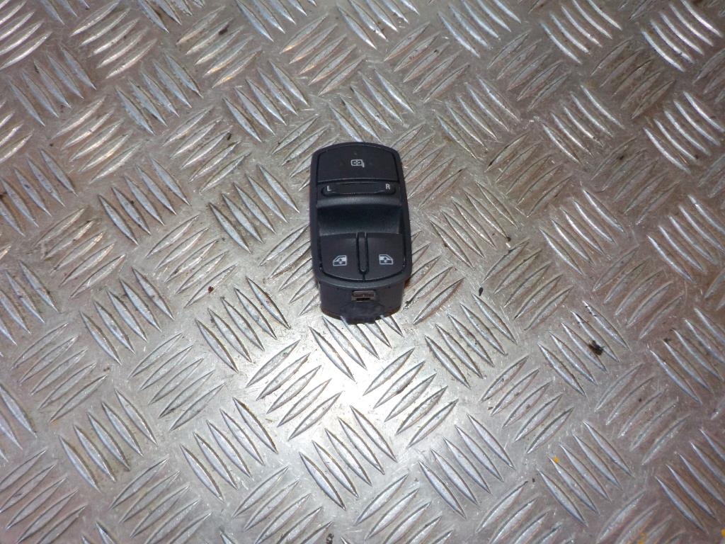 Opel Corsa D Kontakt Rudehejs Med OEM Nr. 13258521AA Fra Opel Ophugger