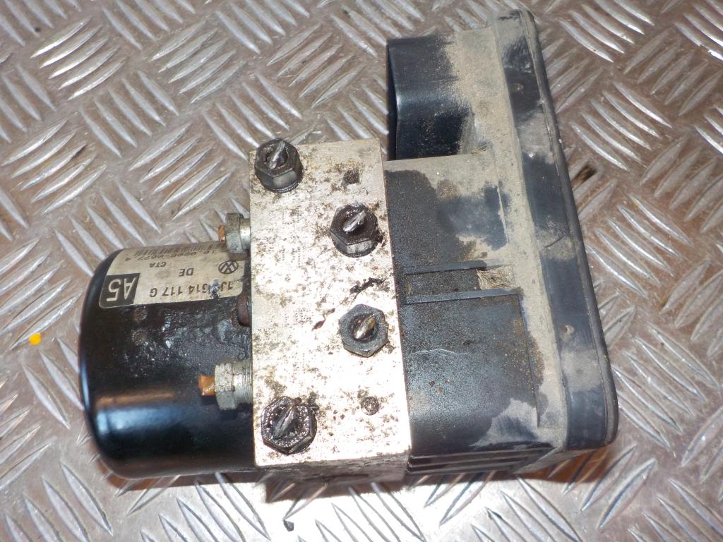 Skoda Octavia ABS Pumpe Med OEM Nr. 1C0907379L Fra Skoda Ophugger