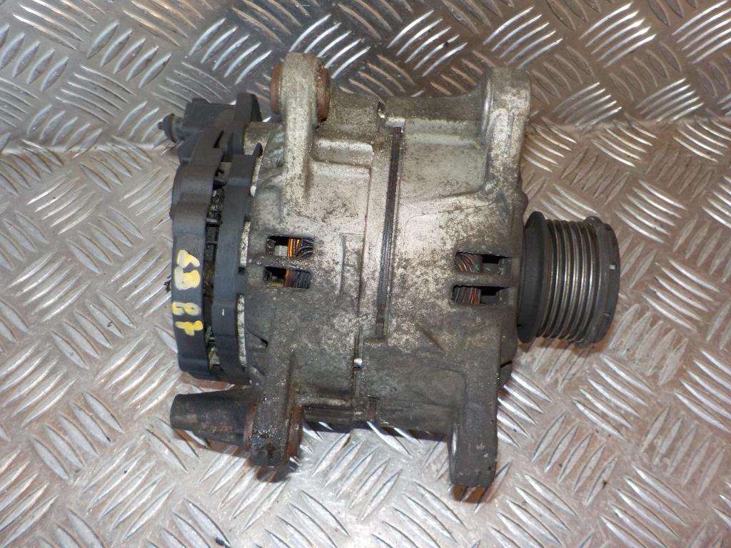 Skoda Octavia Generator Med OEM Nr. 038903018QX Fra Skoda Ophugger