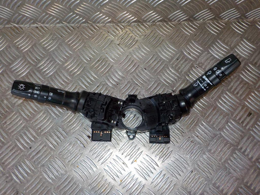 Kia Picanto Kontakt Combi Med OEM Nr. 934101Y621	 Fra Kia Ophugger