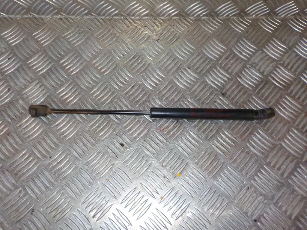 Kia Picanto Bagklapsdæmper Med OEM Nr. 817701Y011 Fra Kia Ophugger