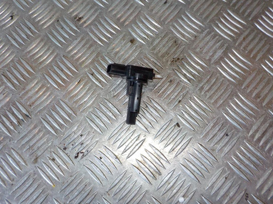 Toyota Yaris Luftmængdemåler Med OEM Nr. 2220428010 Fra Toyota Ophugger