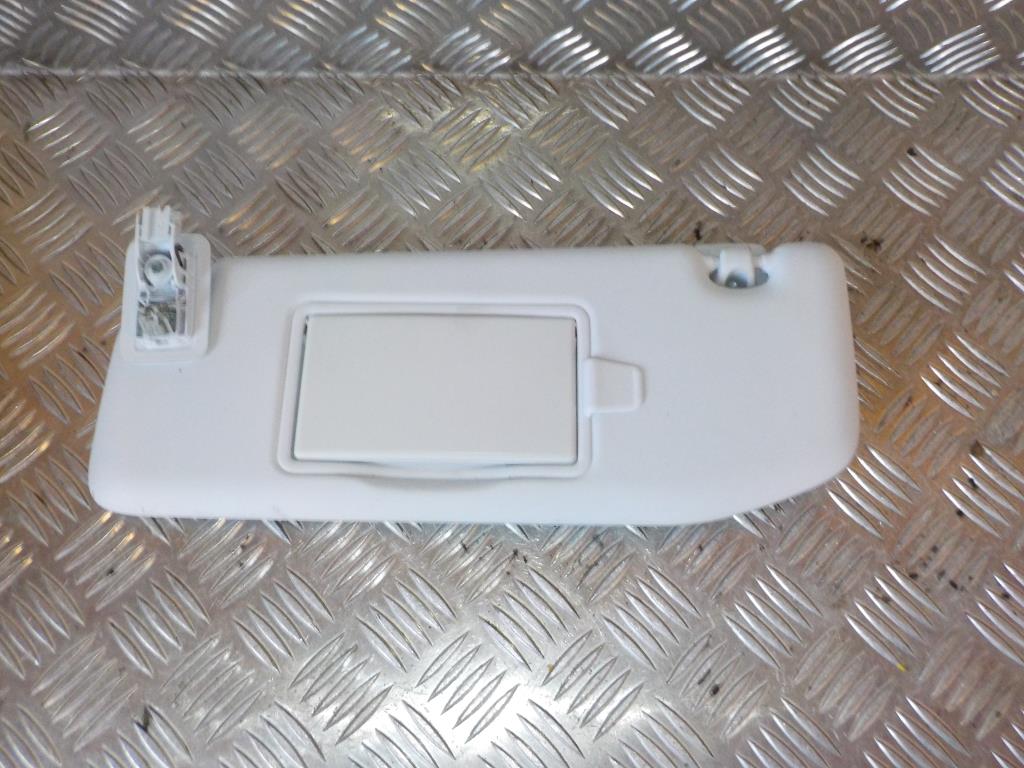 Peugeot 208 Solskærm Med OEM Nr. 16079193PR Fra Peugeot Ophugger