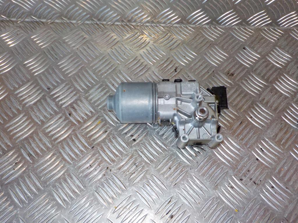 Peugeot 208 Viskermotor Med OEM Nr. 9673222580 Fra Peugeot Ophugger
