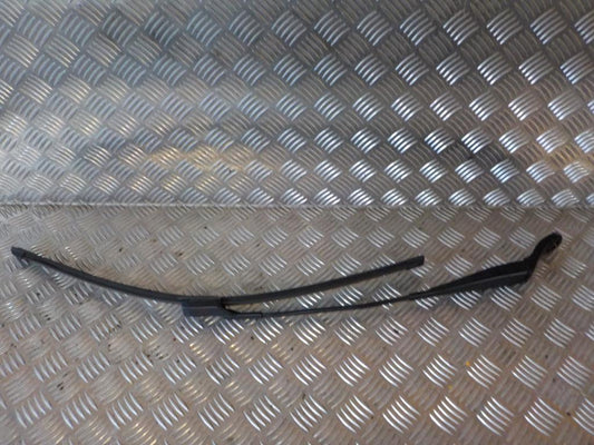 Peugeot 208 Viskerarm Med OEM Nr. 1608393180	 Fra Peugeot Ophugger