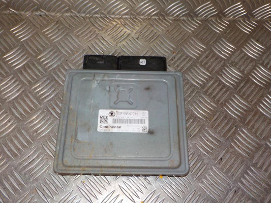 Skoda Fabia Motorstyring - Motorstyreboks - Injection Elboks Med OEM Nr. 03F906070HH Fra Skoda Ophugger