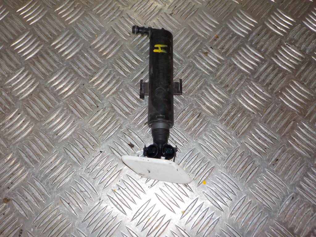 Skoda Fabia Sprinklerdyse Med OEM Nr. 5J0955966B Fra Skoda Ophugger