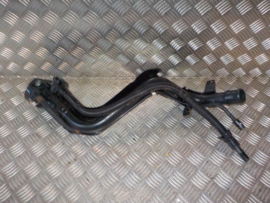 Hyundai I10 Tankrør Med OEM Nr. 310400X500 Fra Hyundai Ophugger