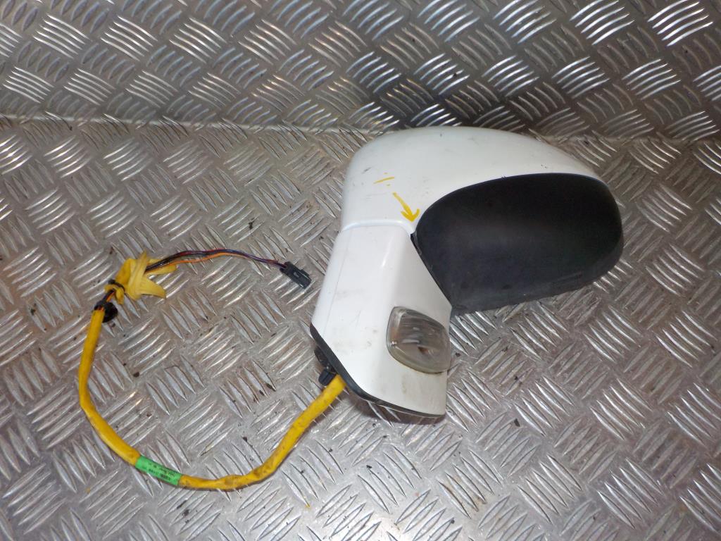 Peugeot 308 Sidespejl Med OEM Nr. 8153NE Fra Peugeot Ophugger