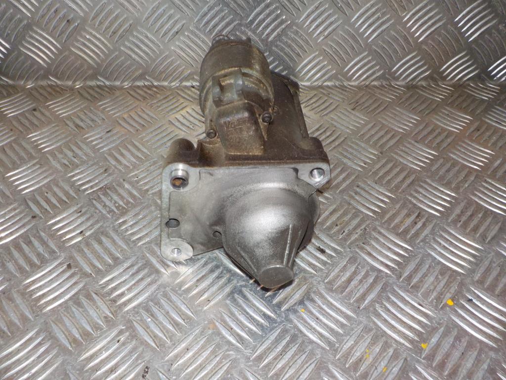 Peugeot 308 Starter Med OEM Nr. 1638116880 Fra Peugeot Ophugger