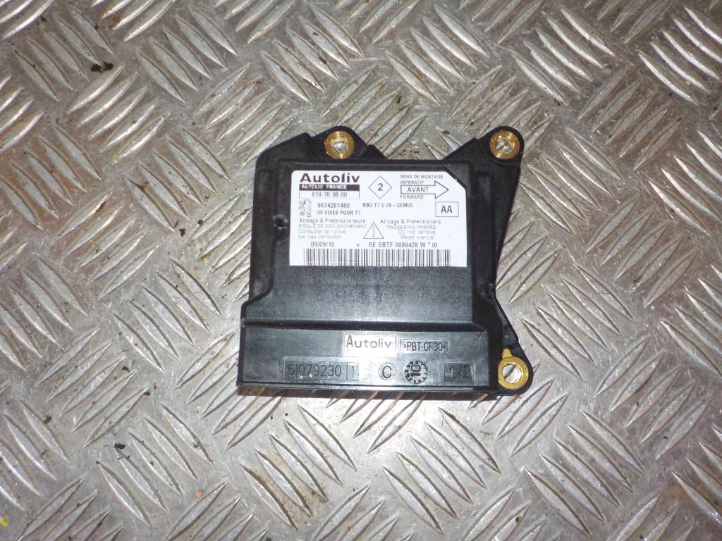 Peugeot 308 Airbag Elboks Med OEM Nr. 9674291480 Fra Peugeot Ophugger