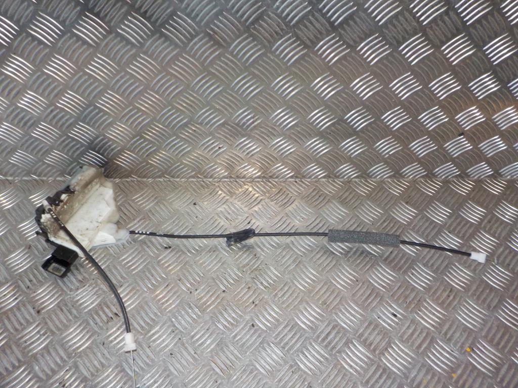 Peugeot 308 Dørlås Med OEM Nr. 9136FV Fra Peugeot Ophugger