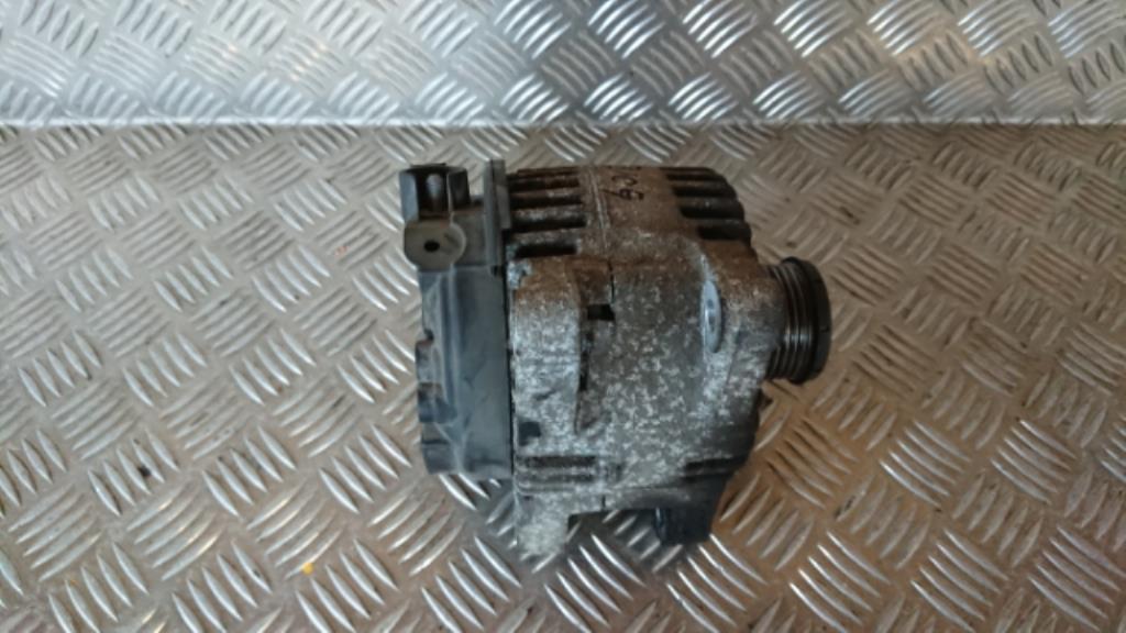 Citroen C3 Generator Med OEM Nr. 9665617780 Fra Citroen Ophugger