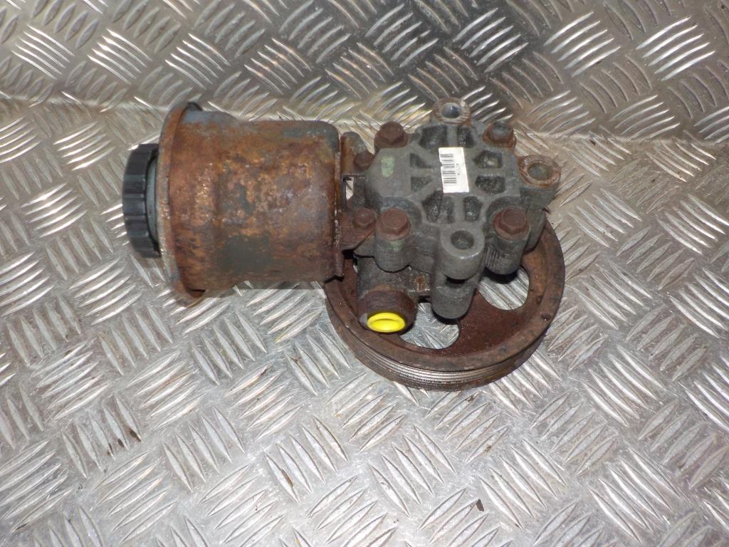 Toyota Corolla Verso Servopumpe Med OEM Nr. 4431005120 Fra Toyota Ophugger