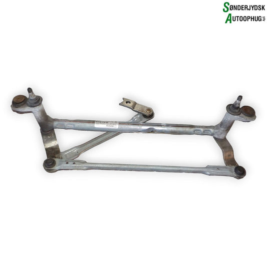 VW UP Viskertræk Med OEM Nr. 1S1955023D Fra VW Ophugger