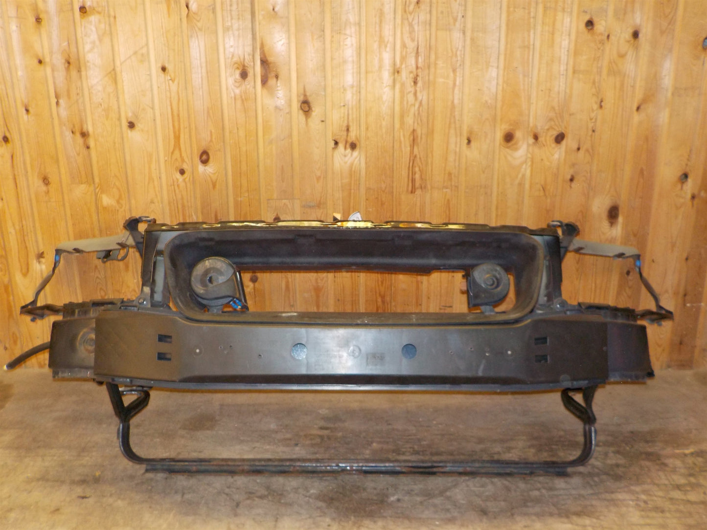 Volvo S40/V50 Frontkasse Med OEM Nr. 31335263 Fra Volvo Ophugger