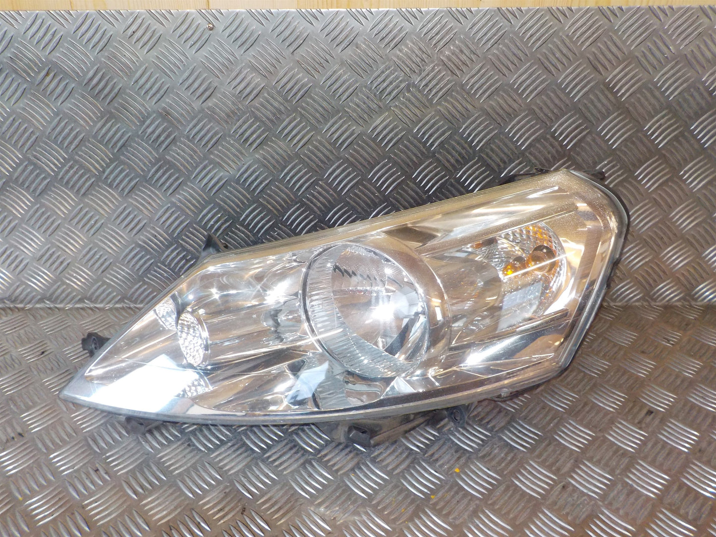 Citroen Jumpy Forlygte Med OEM Nr. 1400455580 Fra Citroen Ophugger