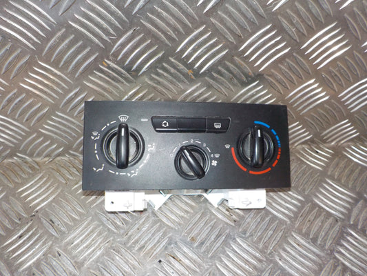 Citroen Jumpy Varmeregulering Med OEM Nr. 140015328A Fra Citroen Ophugger