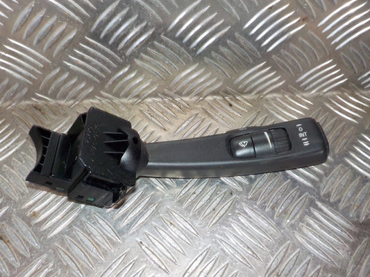 Volvo S40/V50 Kontakt Blink Med OEM Nr. Ophugger Fra Volvo Ophugger