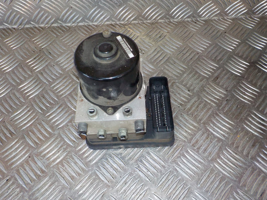 Volvo S40/V50 ABS Pumpe Med OEM Nr. DSTC Fra Volvo Ophugger