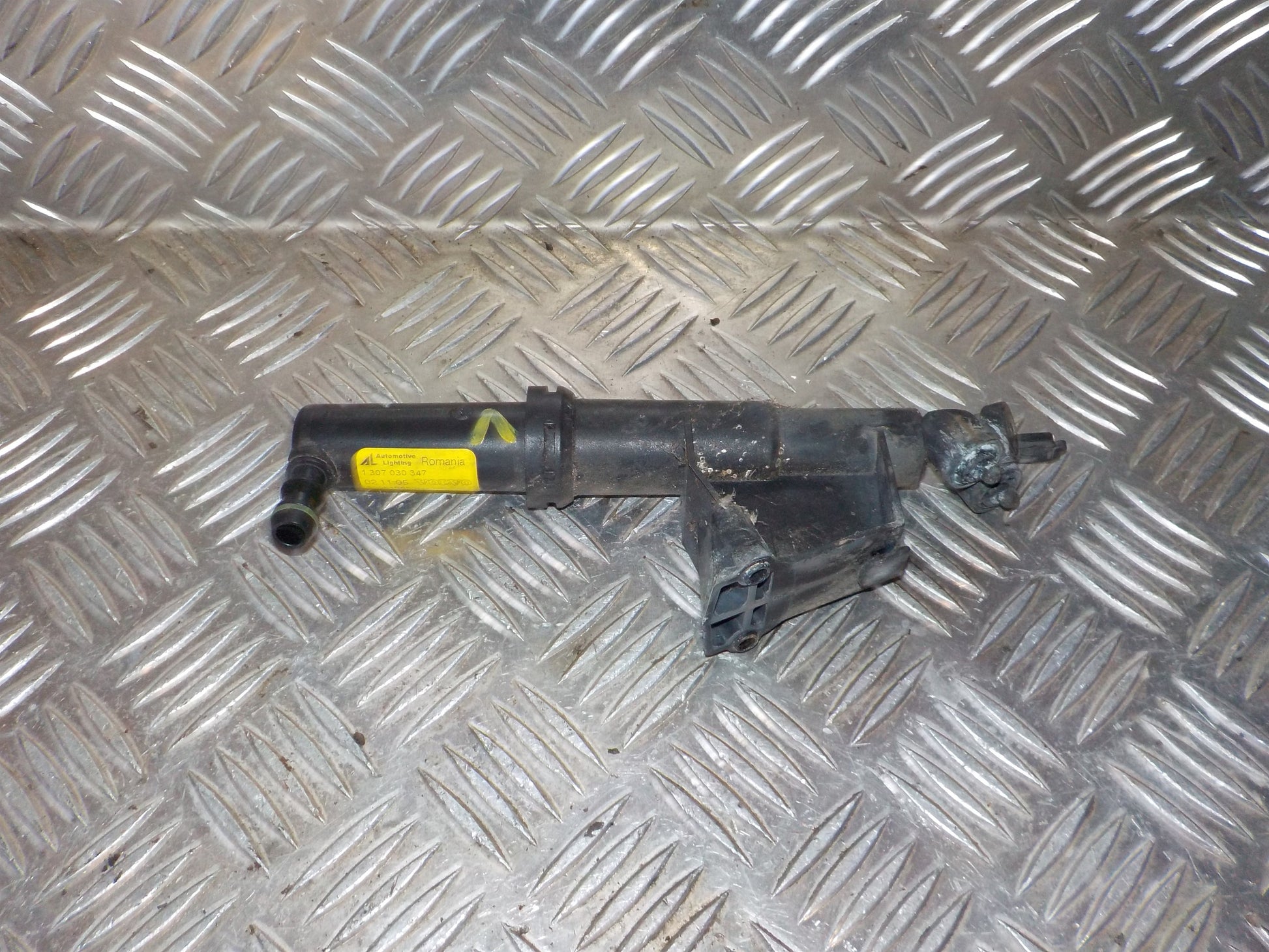 Volvo S40/V50 Sprinklerdyse Med OEM Nr. 30661085XXX Fra Volvo Ophugger