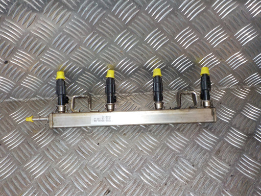 Volvo S40/V50 Dyse Med OEM Nr. Ophugger Fra Volvo Ophugger