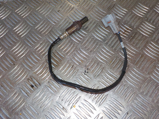 Suzuki Liana Lambda Sonde/Nox Sensor Med OEM Nr. 1821370H00 Fra Suzuki Ophugger