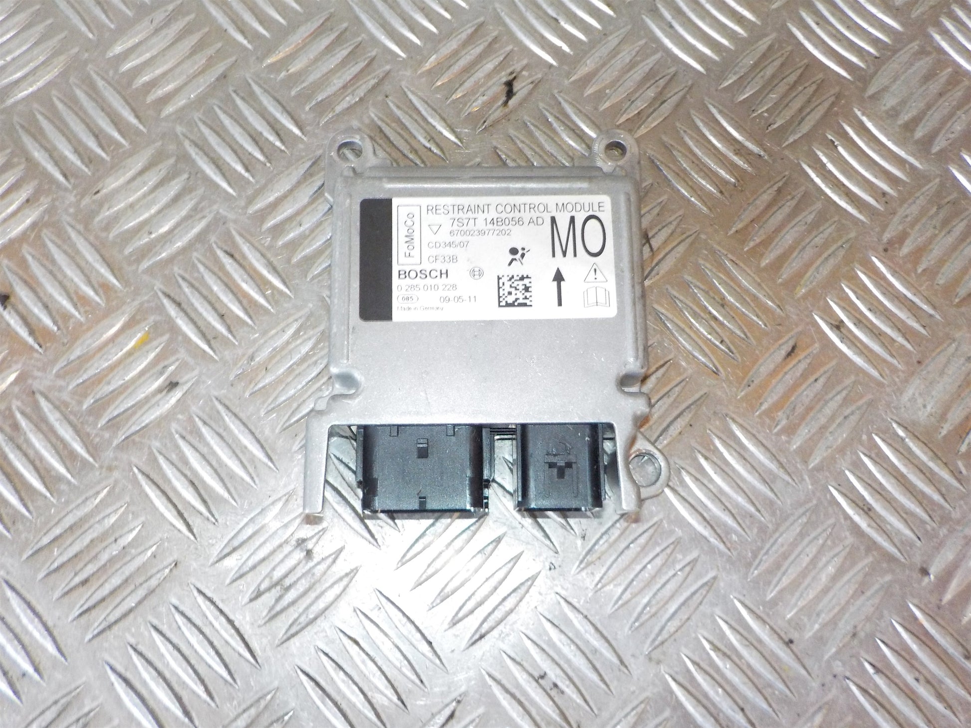 Ford Mondeo 4 Airbag Elboks Med OEM Nr. 0285010228 Fra Ford Ophugger