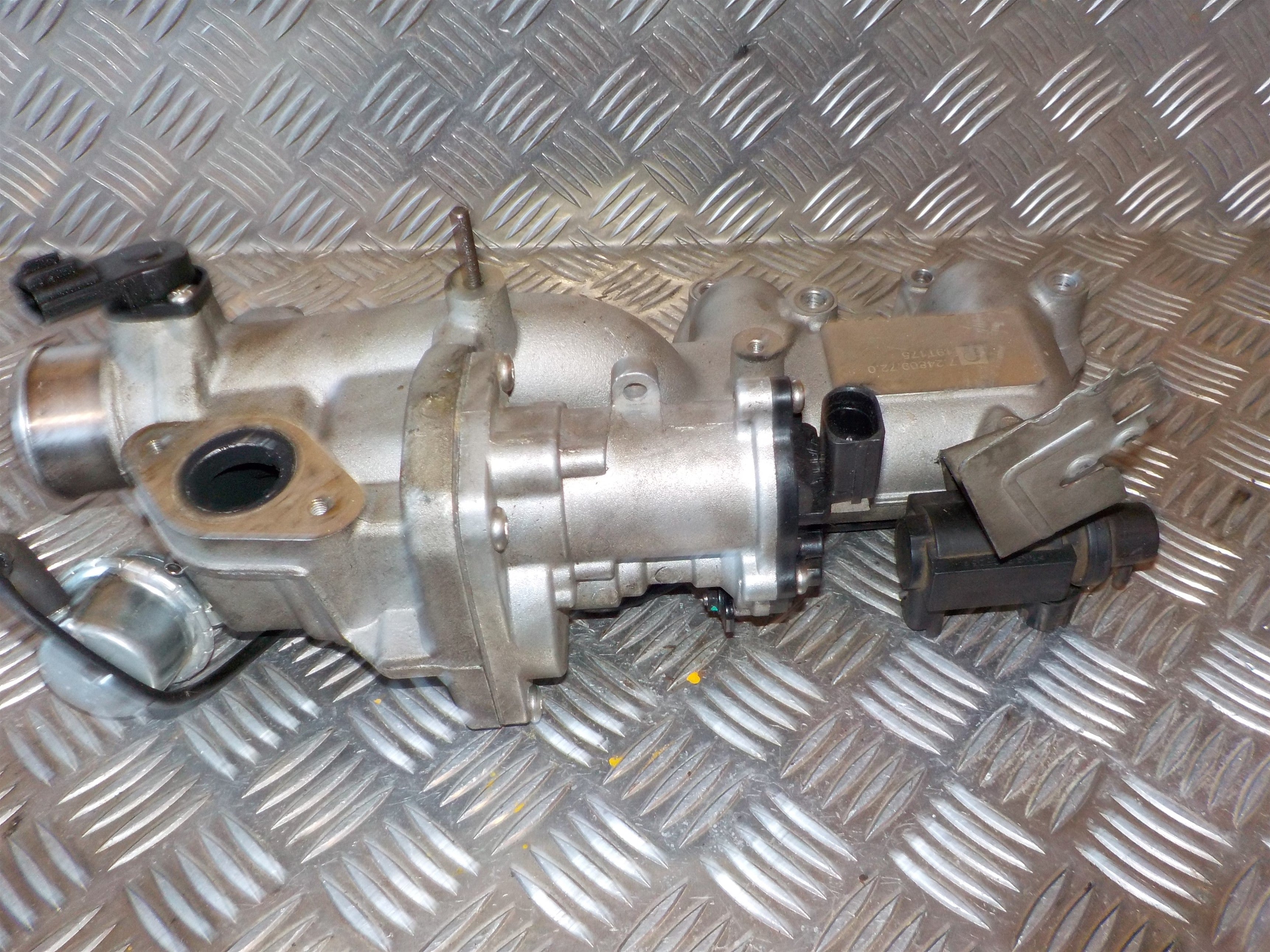 Ford Transit Connect Manifold Ind Med OEM Nr. 724809720 Fra Ford Ophugger