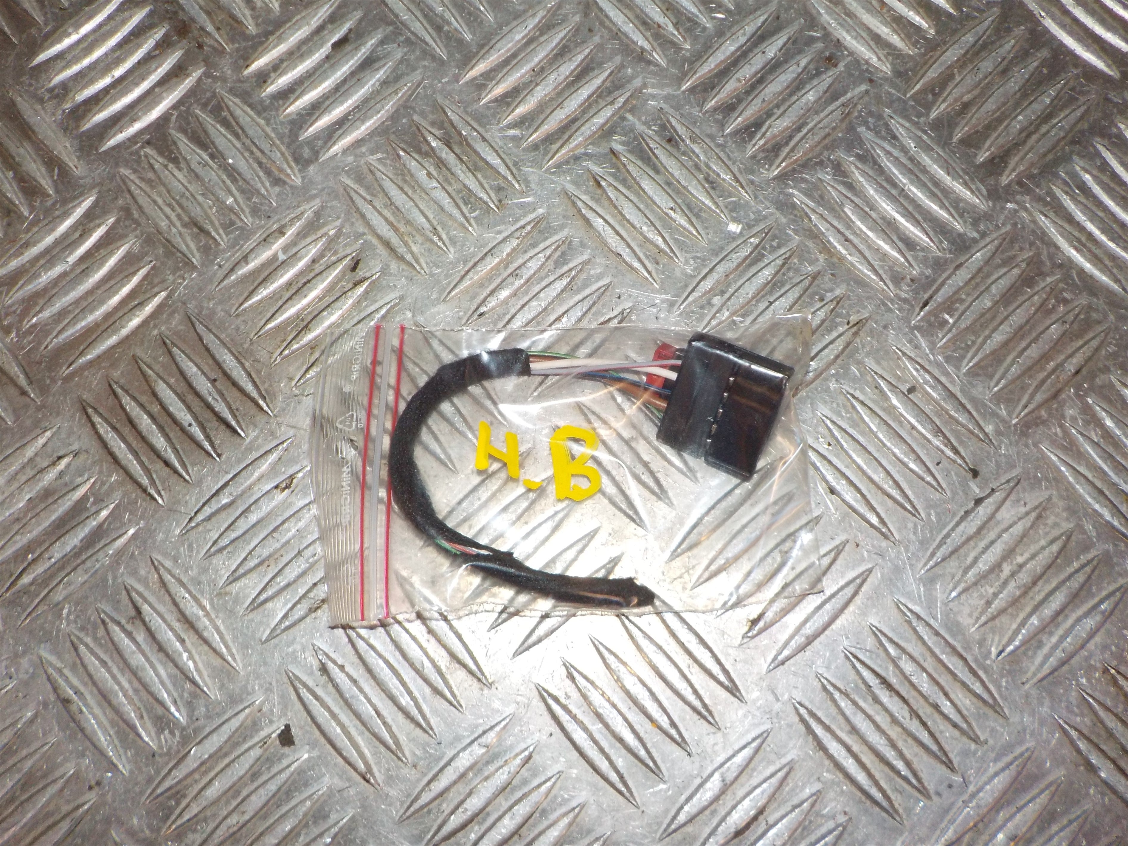 VW Up Stik Baglygte H Med OEM Nr. 1S0972706 Fra VW Ophugger