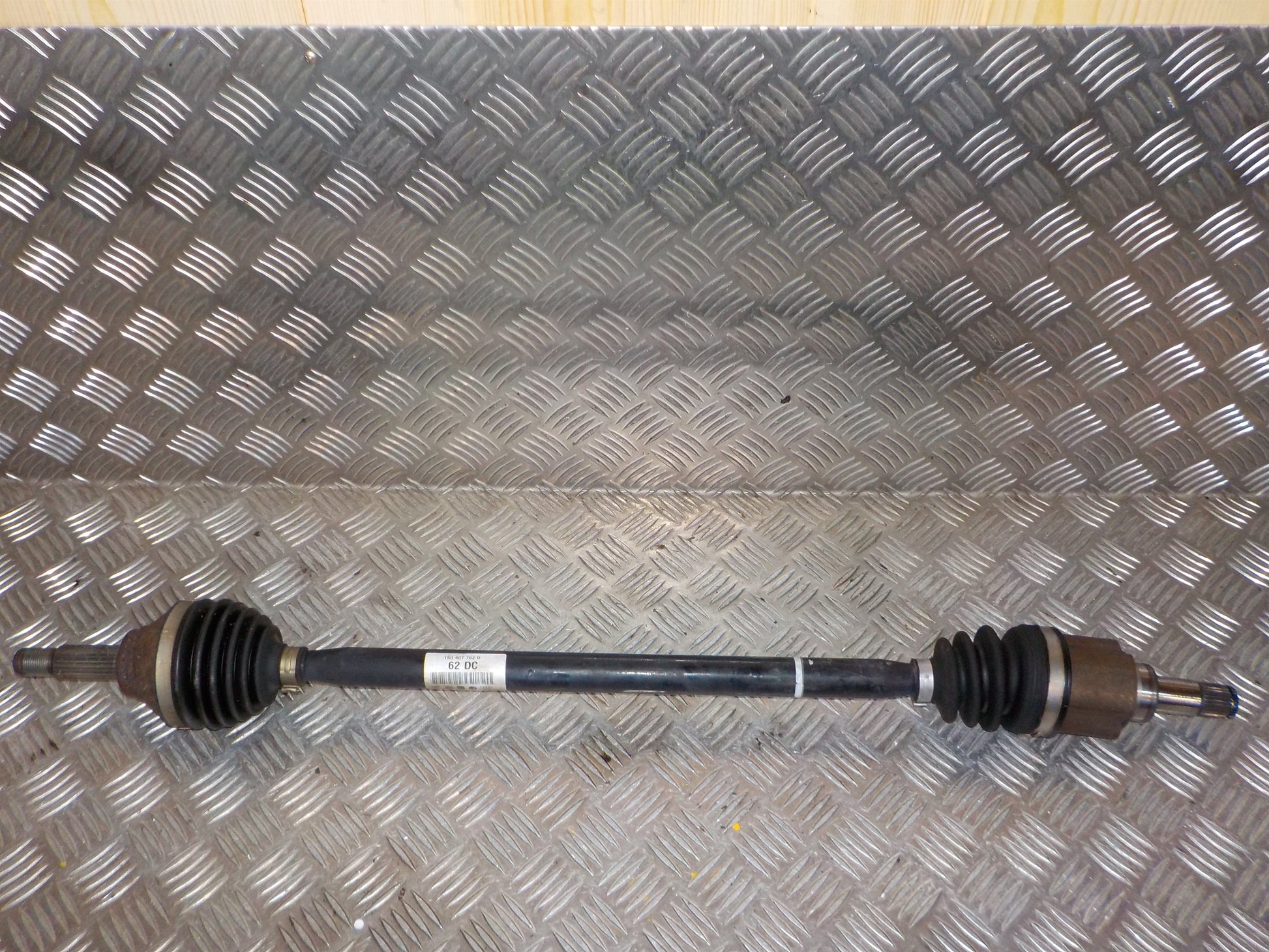 VW UP Trækaksel For H Med OEM Nr. 1S0407762D Fra VW Ophugger