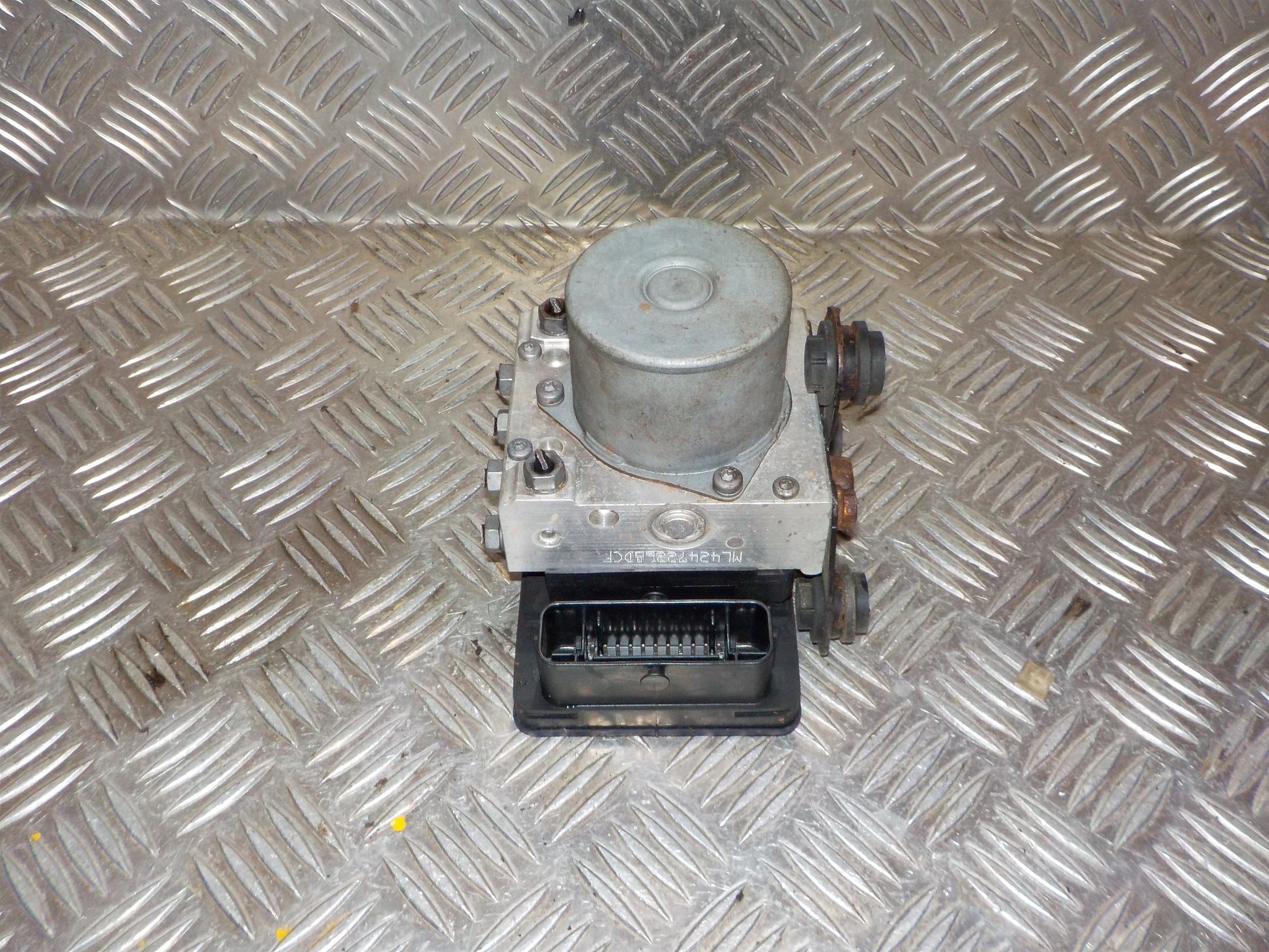VW UP Abs Pumpe Med OEM Nr. 1S0614517SBEF Fra VW Ophugger