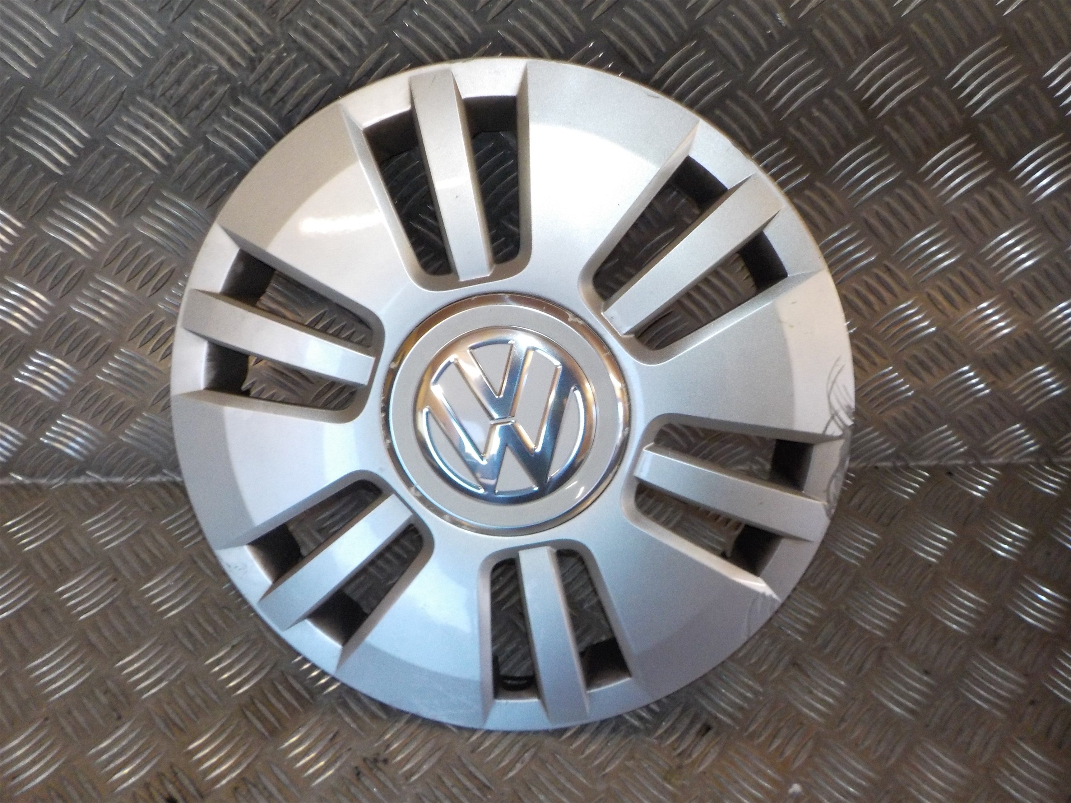VW Up Navkapsel Med OEM Nr. 1S0601147DCIY Fra VW Ophugger