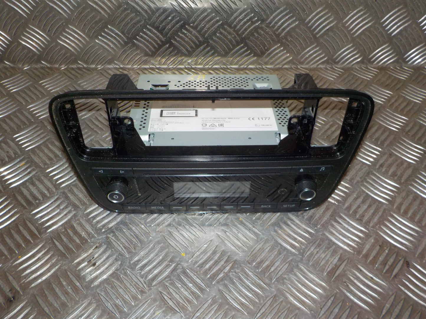 Seat Mii Radio M/Cd Med OEM Nr. 1SL035867 Fra Seat Ophugger
