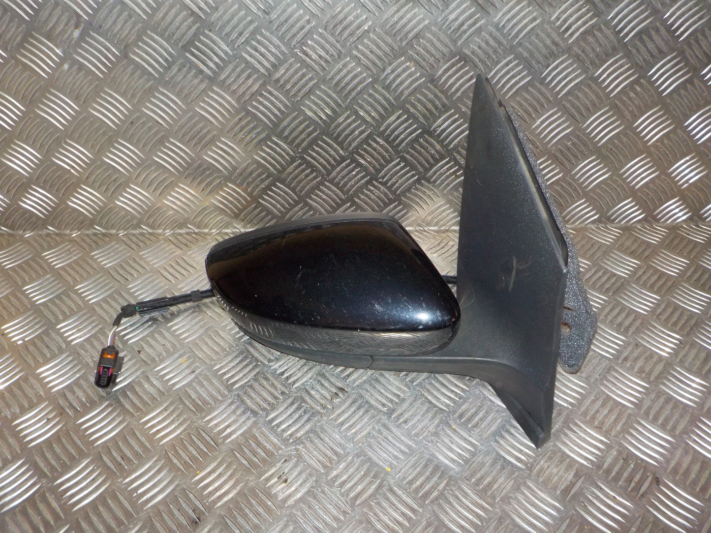 Seat Mii Sidespejl Med OEM Nr. 1S1857508AA Fra Seat Ophugger