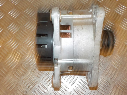 VW Passat 3B Generator Med OEM Nr. JZW903021RX Fra VW Ophugger