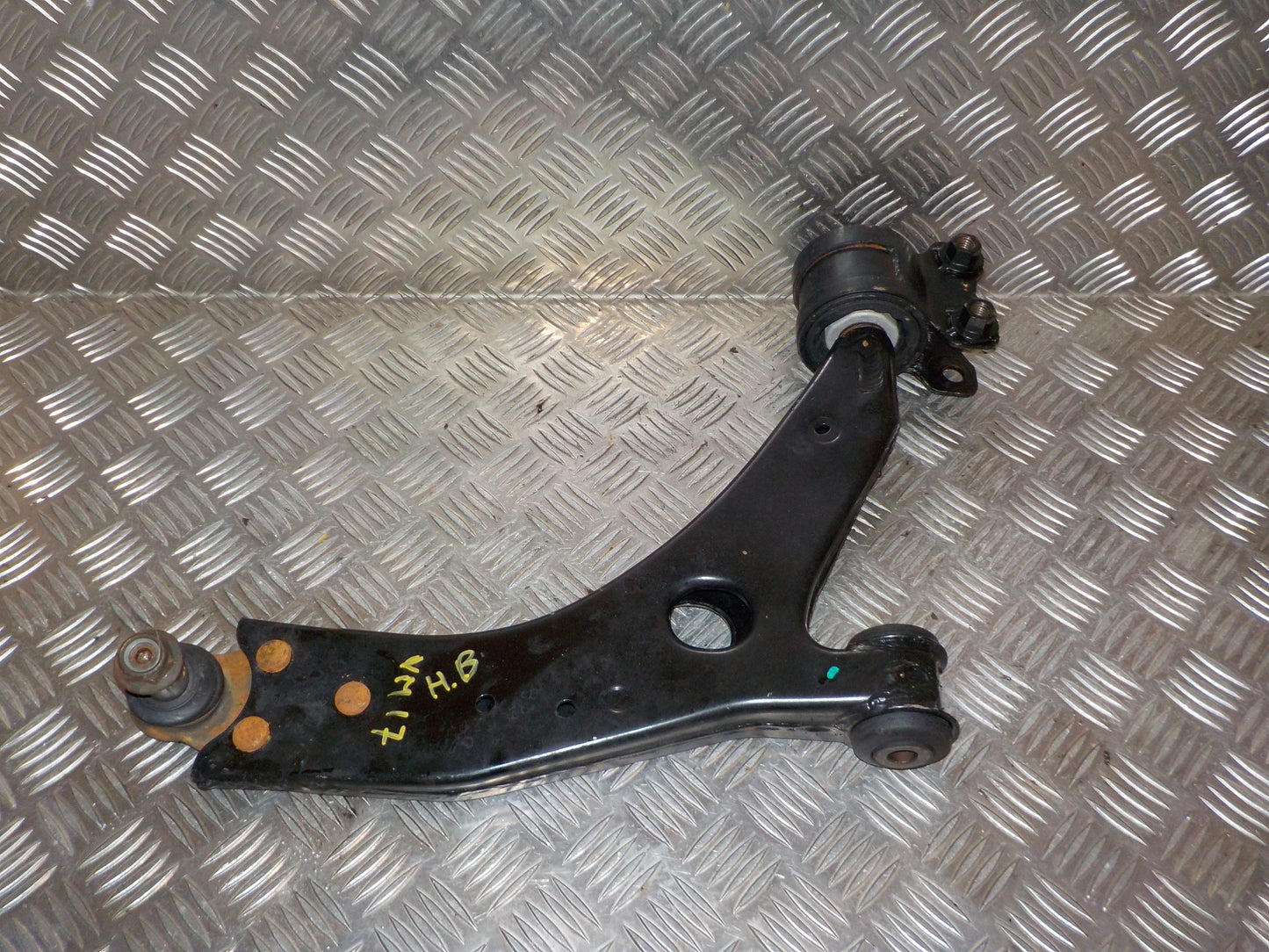 Volvo S40/V50 Bærearm F.N. H Med OEM Nr. 31277462 Fra Volvo Ophugger